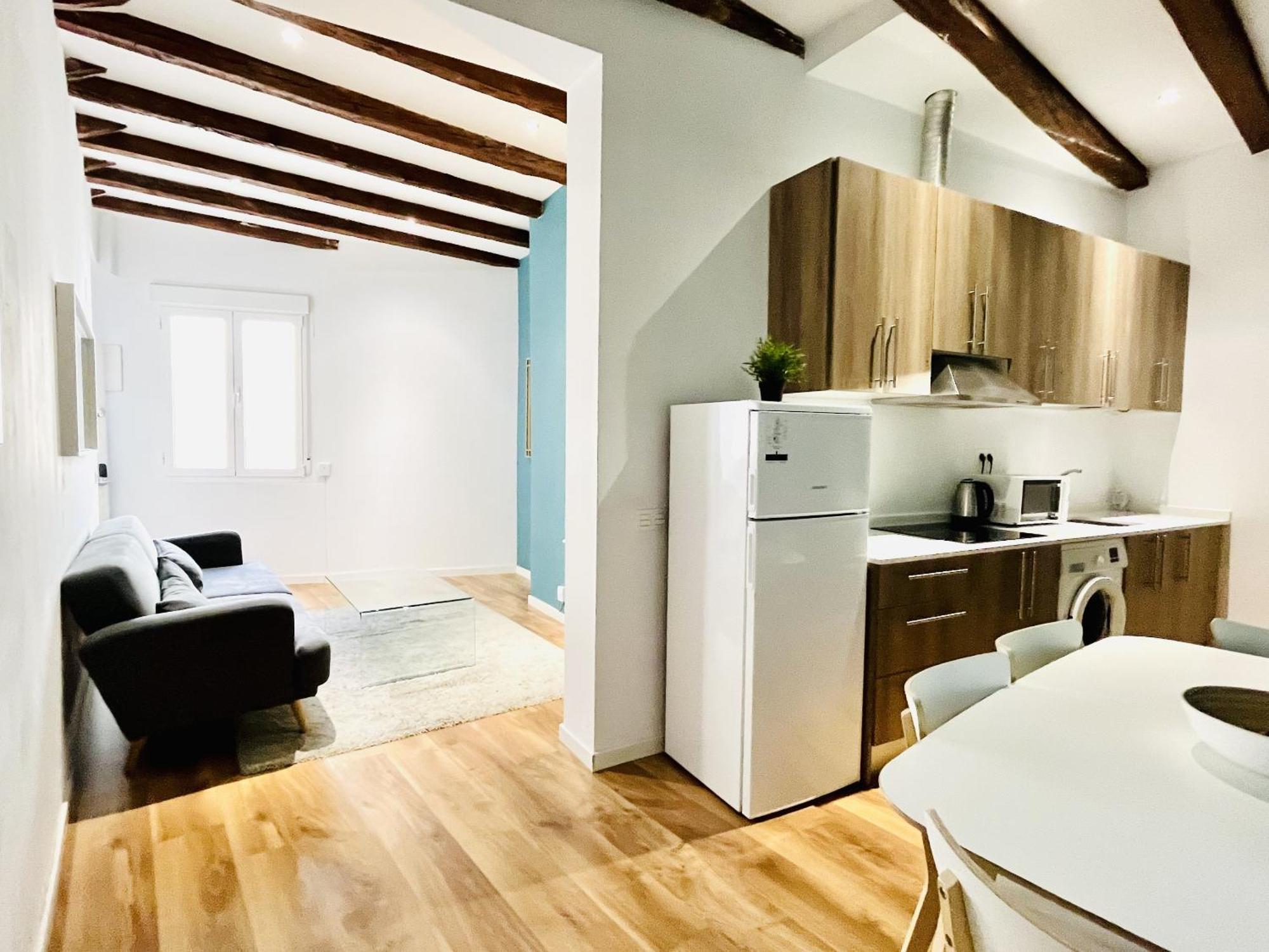 Dplace To Be - Amazing Apartments In Historic Center Madrid Ruang foto