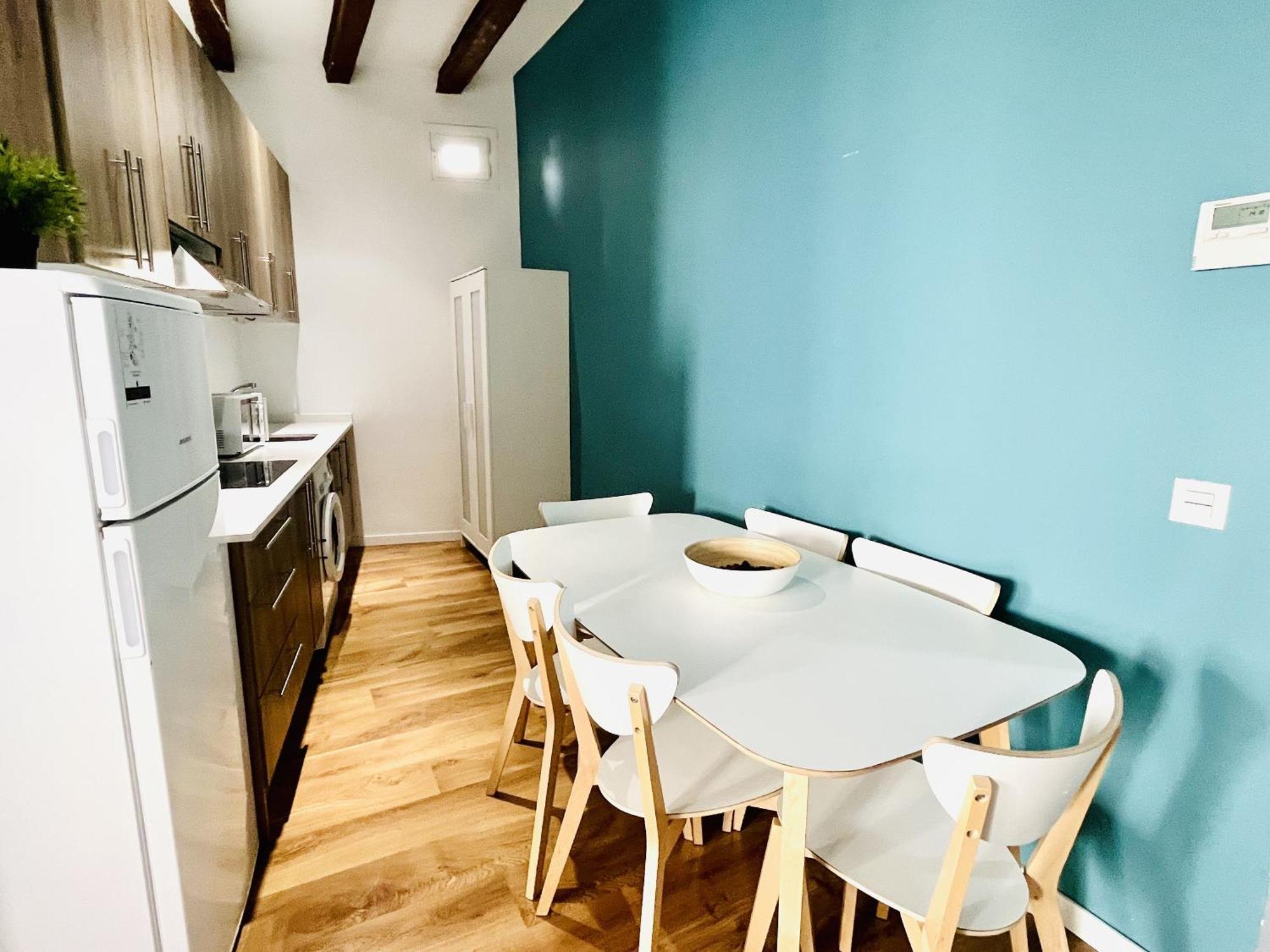 Dplace To Be - Amazing Apartments In Historic Center Madrid Ruang foto