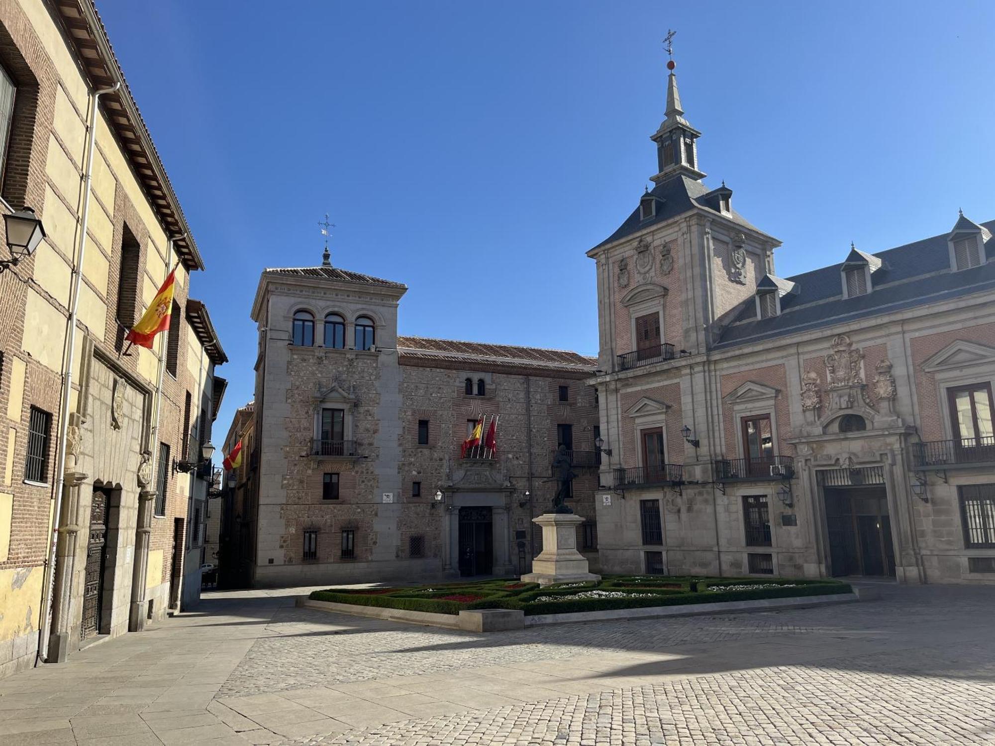 Dplace To Be - Amazing Apartments In Historic Center Madrid Bagian luar foto