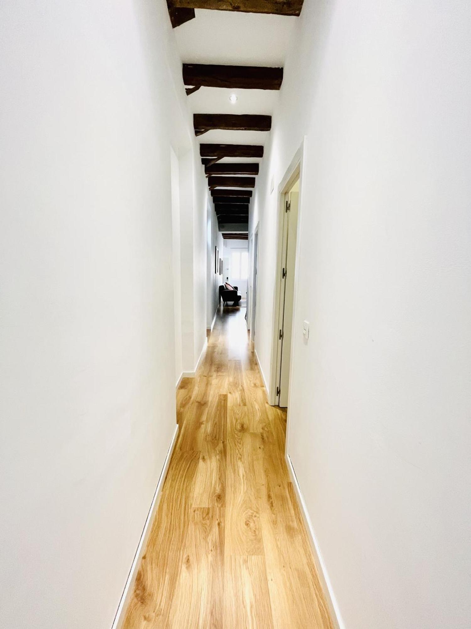Dplace To Be - Amazing Apartments In Historic Center Madrid Ruang foto