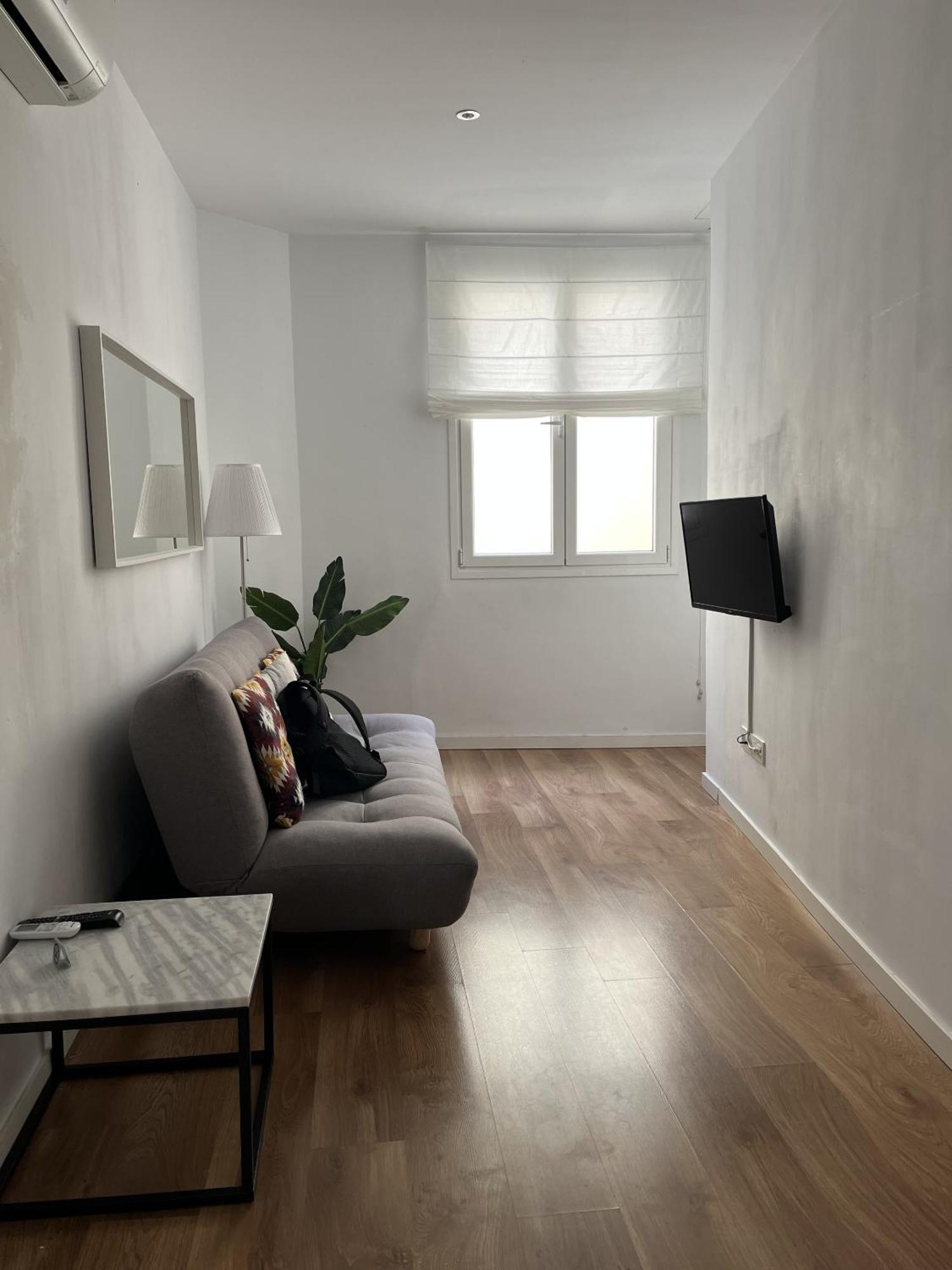 Dplace To Be - Amazing Apartments In Historic Center Madrid Bagian luar foto