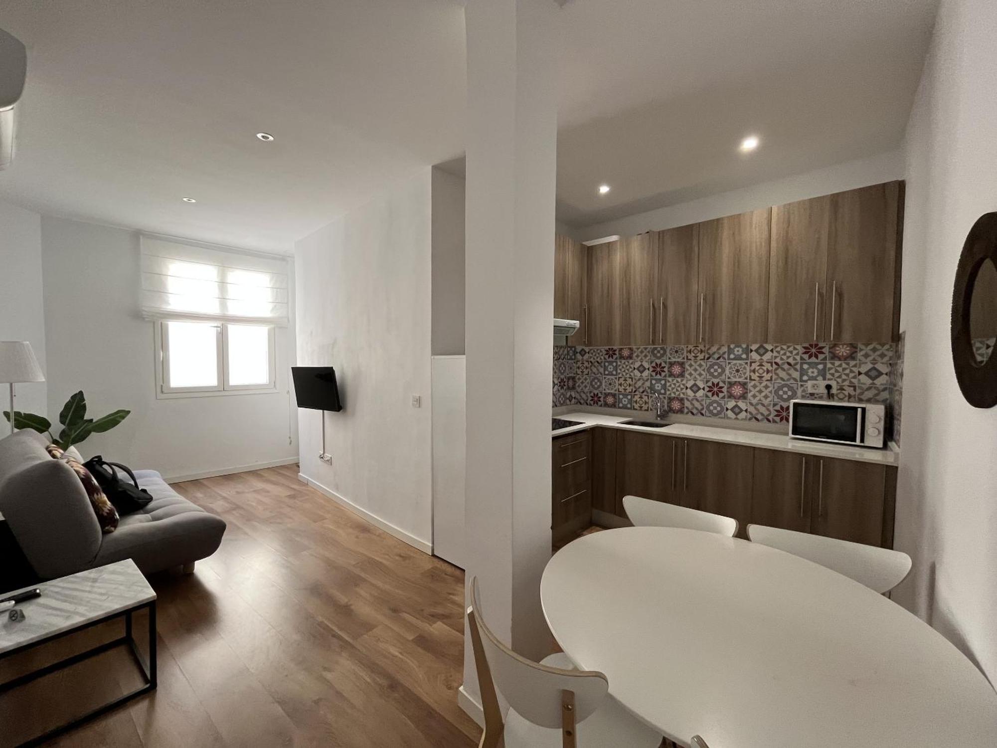 Dplace To Be - Amazing Apartments In Historic Center Madrid Bagian luar foto
