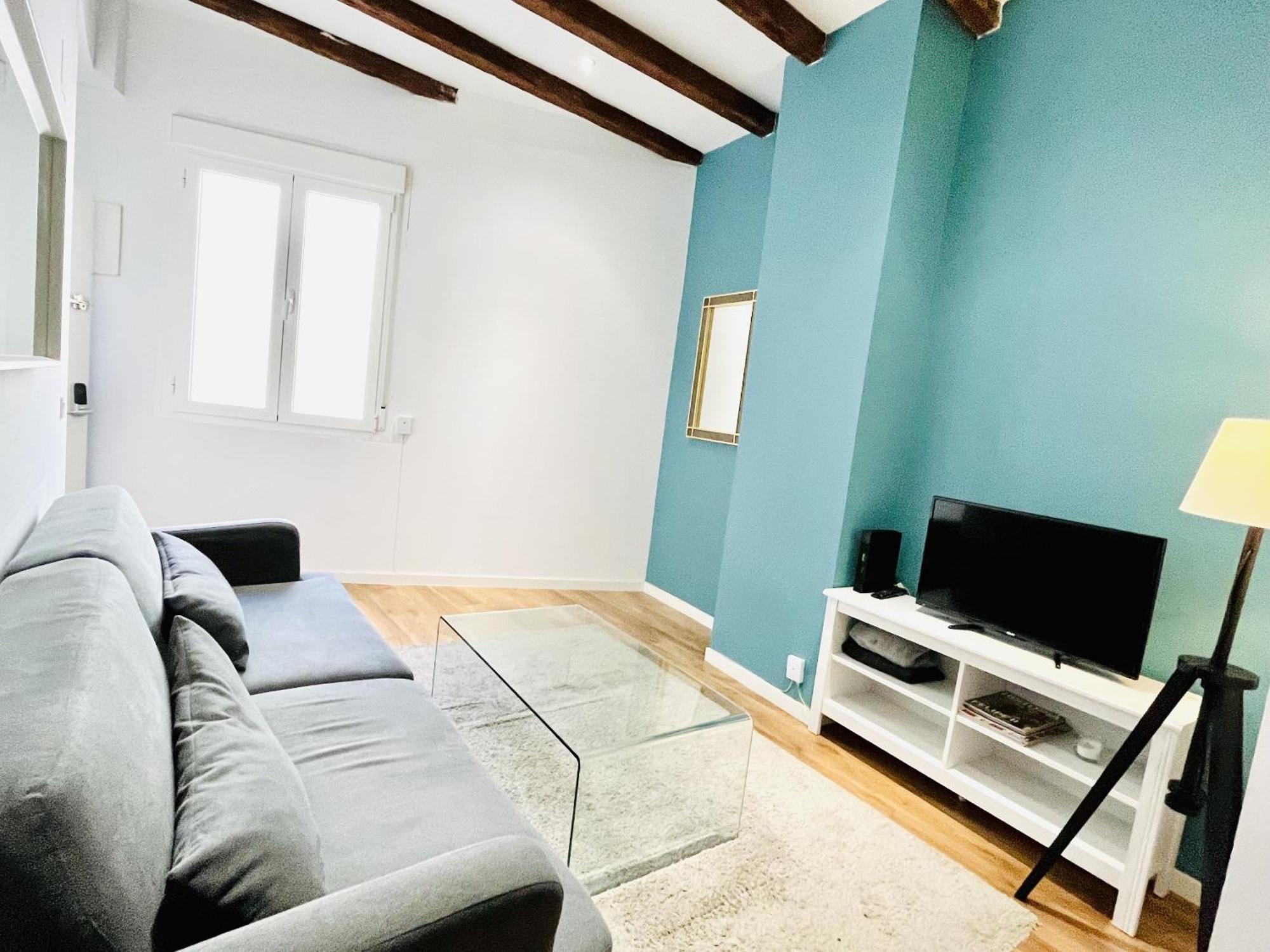 Dplace To Be - Amazing Apartments In Historic Center Madrid Bagian luar foto